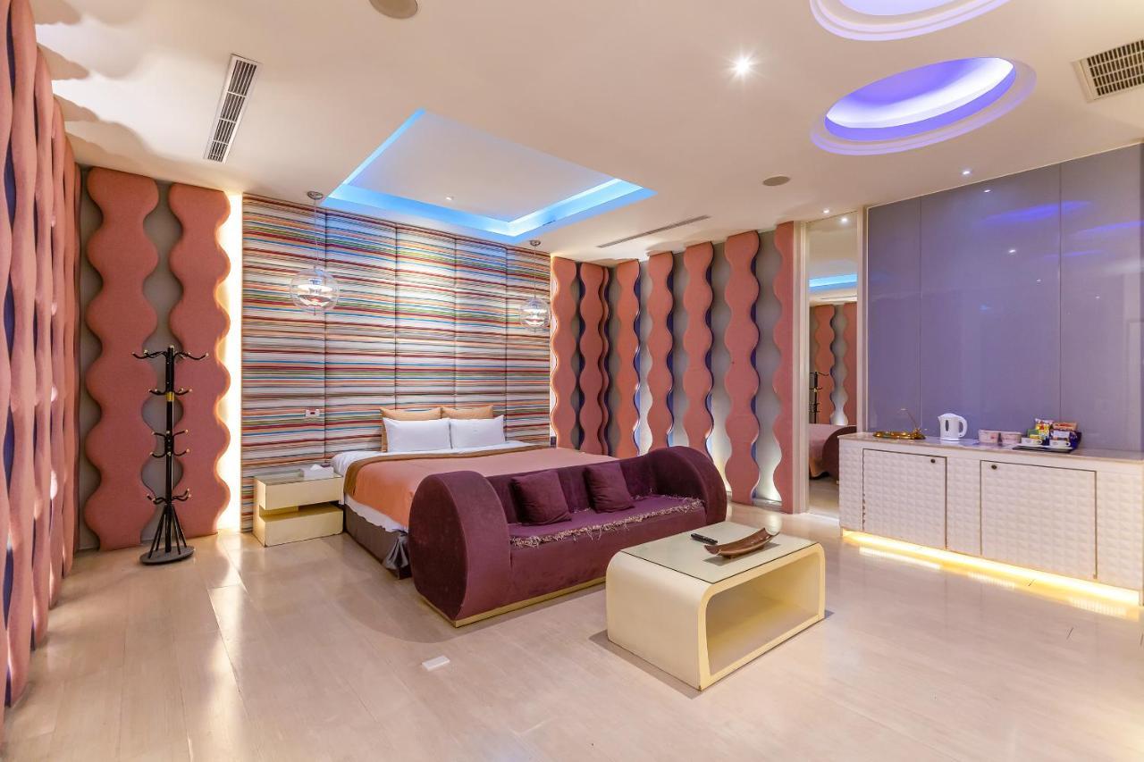 Vogue Boutique Motel Yangmei Экстерьер фото
