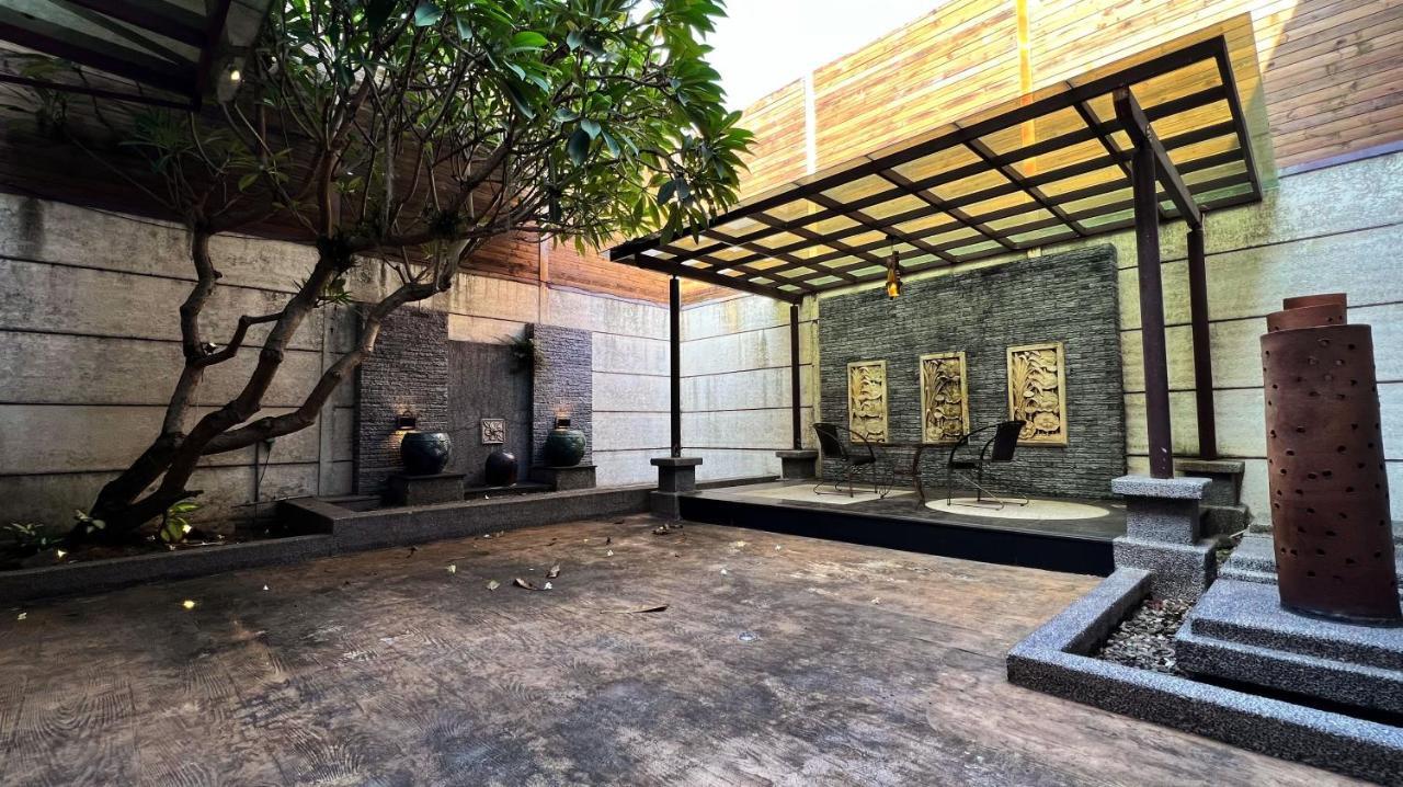 Vogue Boutique Motel Yangmei Экстерьер фото