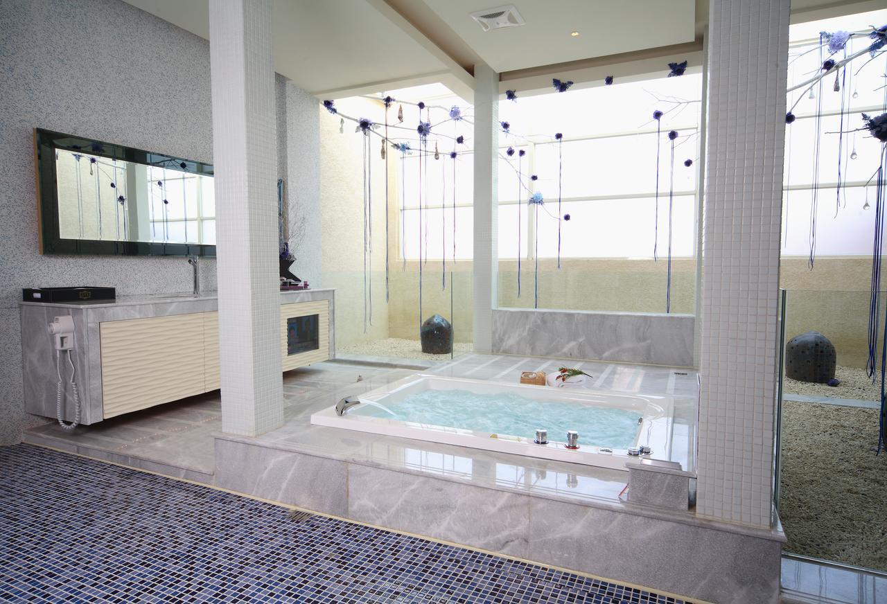 Vogue Boutique Motel Yangmei Экстерьер фото